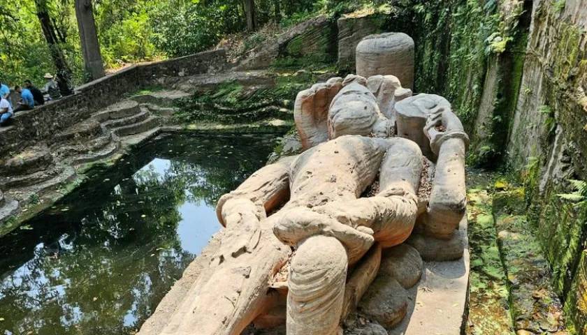 Best Jabalpur Bhedaghat Tour Package 2026: Marble Rocks & Dhuandhar Falls Guide