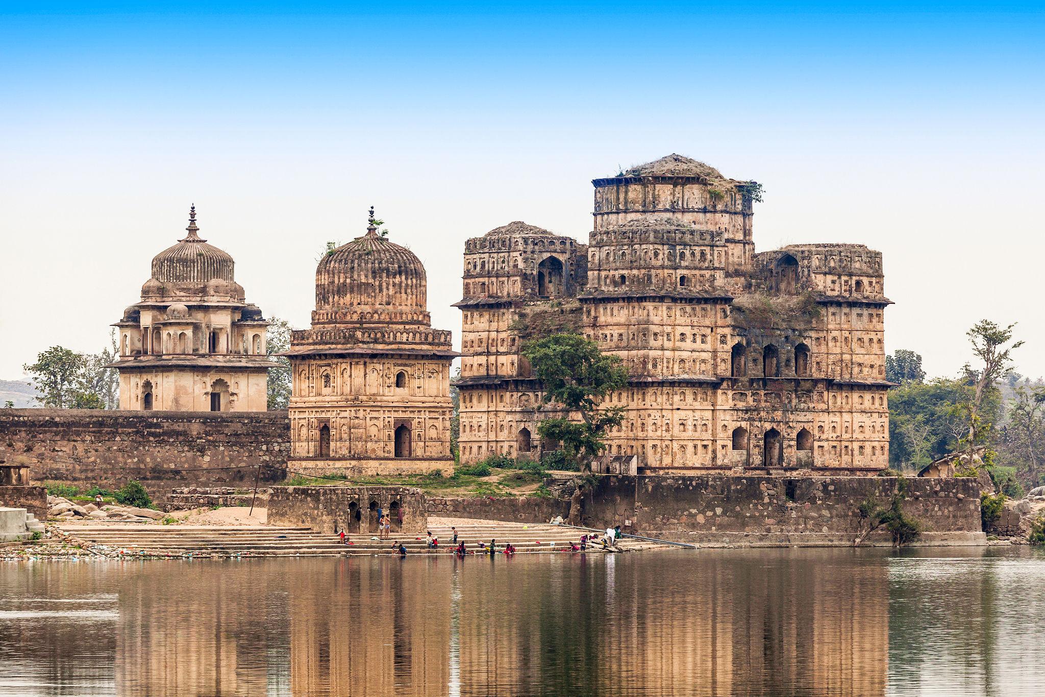 Best Madhya Pradesh Heritage Tour – 7 Nights / 8 Days